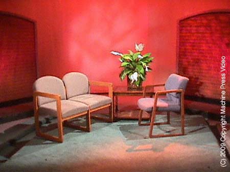 ssr2-01_atlanta_studio_set_photo_red